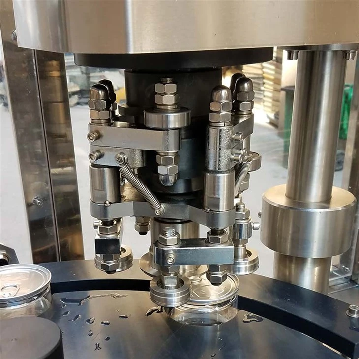 Automatic Cans Sealing Machine3